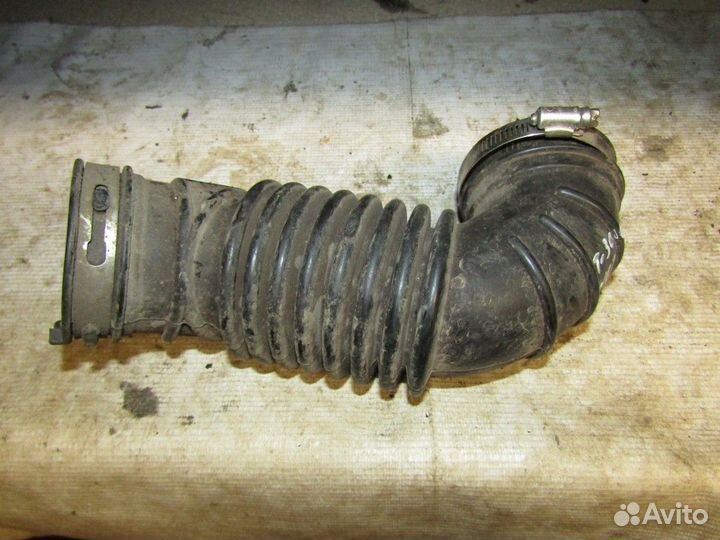 Патрубок воздушного фильтра Aveo (T300) 2011