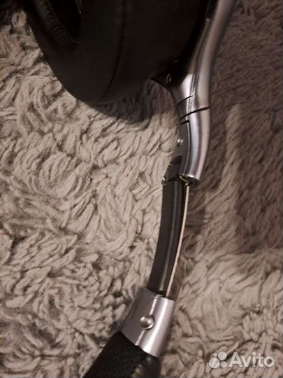 Беспроводные наушники Denon