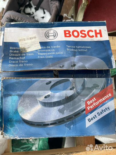 Тормозные диски передние bosch передние