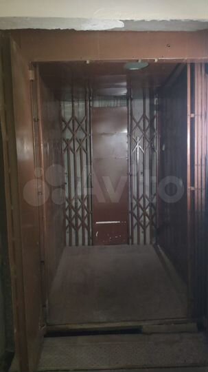 Продам помещение свободного назначения, 329 м²