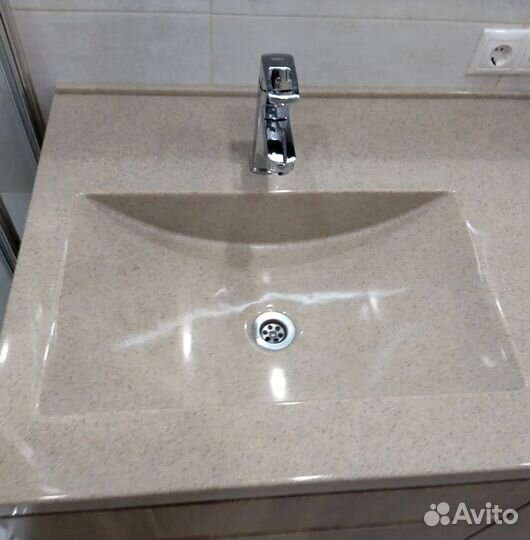 Столешница для ванной