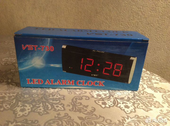 Электронный будильник