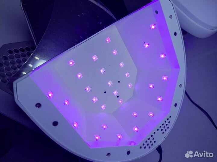 LED лампа для маникюра