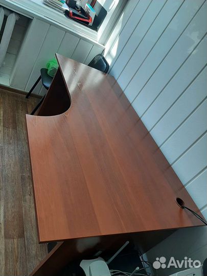 Стол офисный