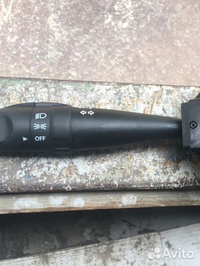 Продам ручку переключения поворота Hyundai 93410-2