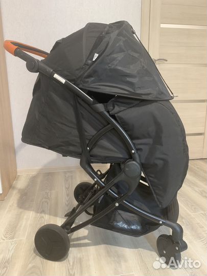 Коляска прогулочная