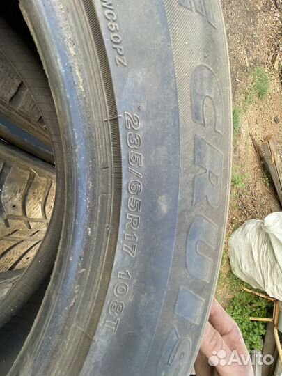 Bridgestone Ice Cruiser 5000 235/65 R17