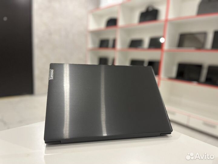 Ноутбук 2020: A6, 2 видеокарты,8гб