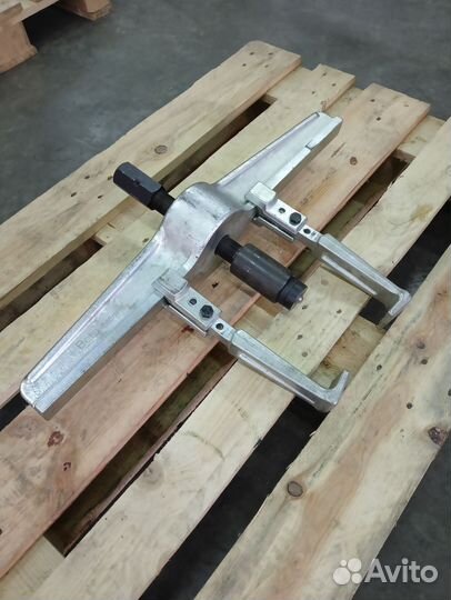 Съёмник подшипников 160мм - 640мм