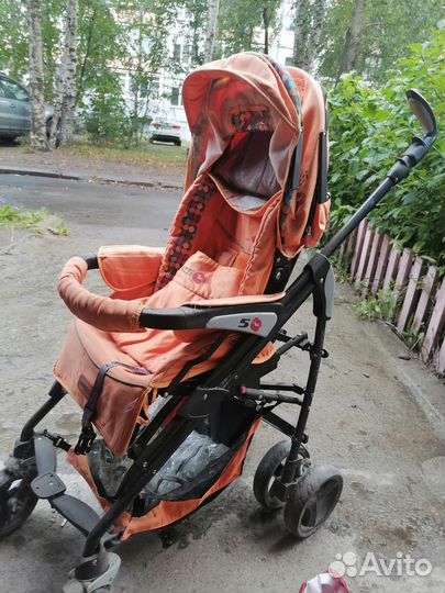 Прогулочная коляска