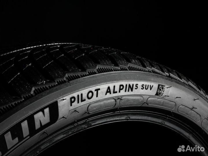 Michelin Pilot Alpin 5 SUV 265/40 R21 и 295/35 R21 99V