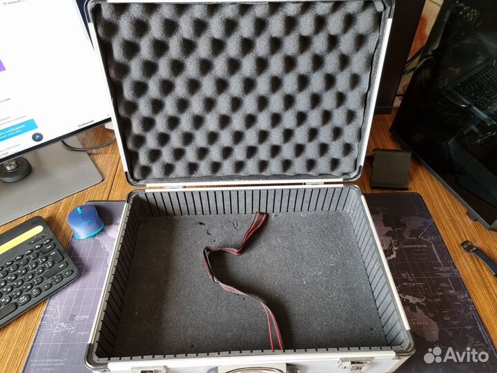 Кейс алюминиевый 460х328х170мм с замками