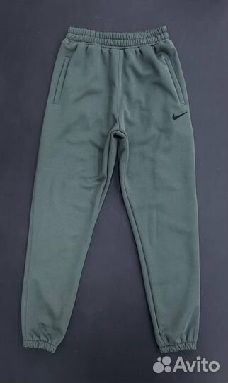 Спортивный костюм adidas