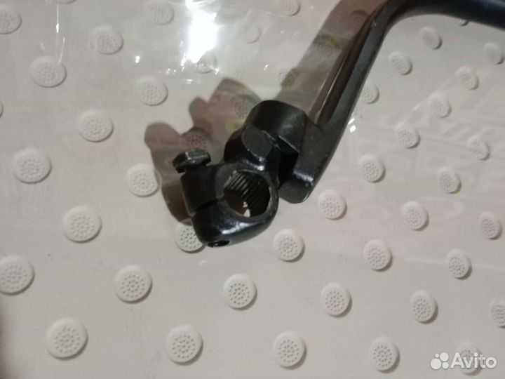 Заводная ножка кикстартера