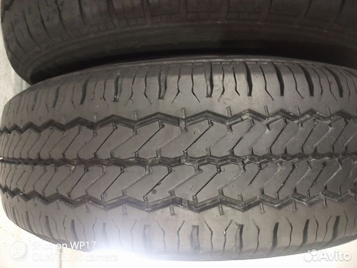 Hankook Radial RA08 215/70 R16C