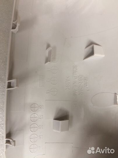 Накладка левого зеркала Kia Rio 2011-2017