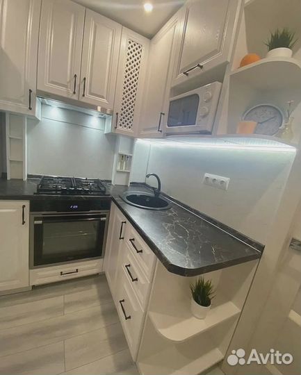 Кухни и кухонные гарнитуры