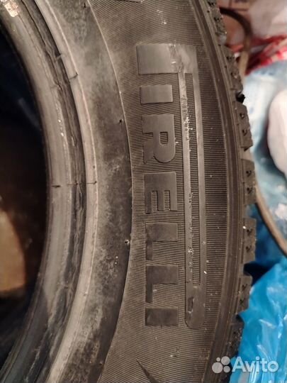 Pirelli Ice Zero 195/65 R15 90T