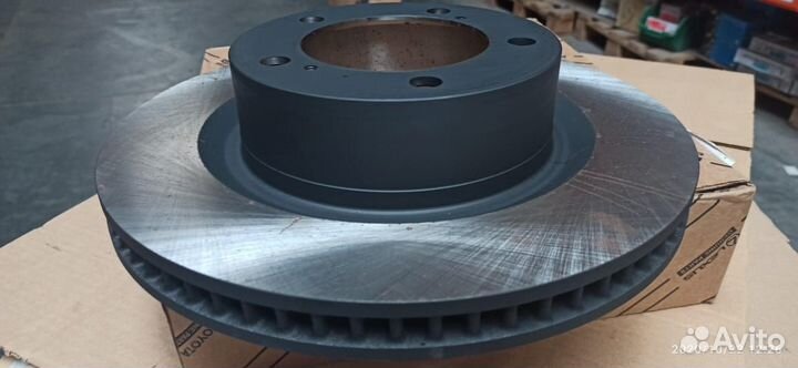 Диск тормозной Toyota Land Cruiser 200 Lexus LX570