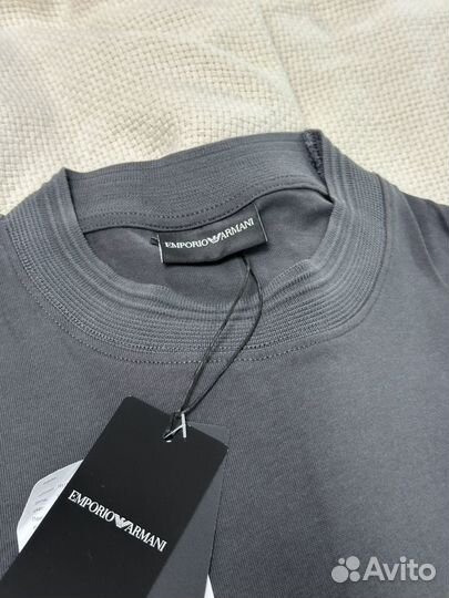 Новая футболка Emporio Armani (оригинал)