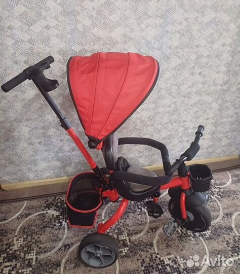 Трехколесный велосипед