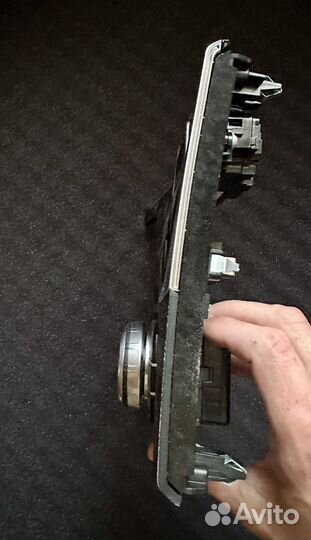 Консоль ценральная BMW G30 в сборе