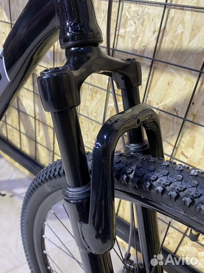 Велосипед горный Stels Navigator 700 MD 27.5