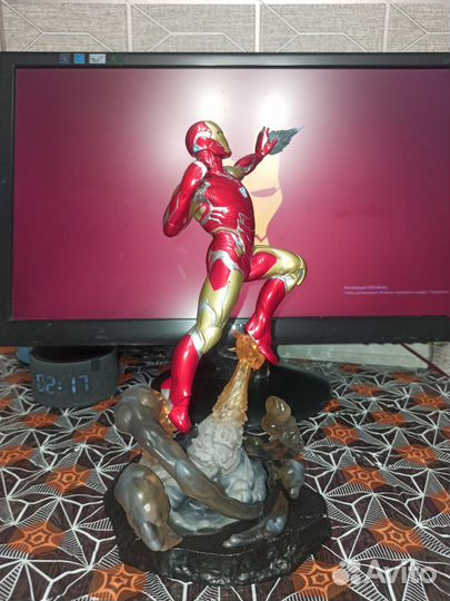 Фигурка Avengers Iron Man Diamond Select Toys