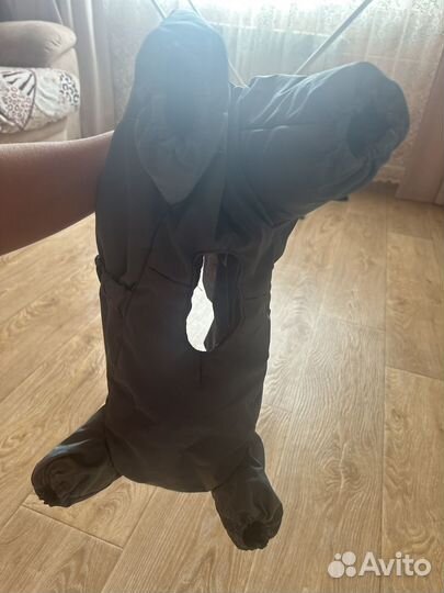 Зимний комбинезон для маленькой собаки