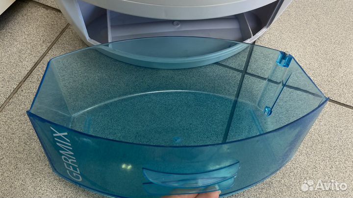 Стерилизатор для парикмахерских инструментов