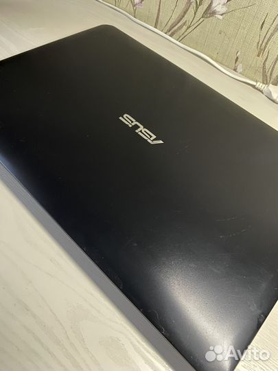 Ноутбук asus