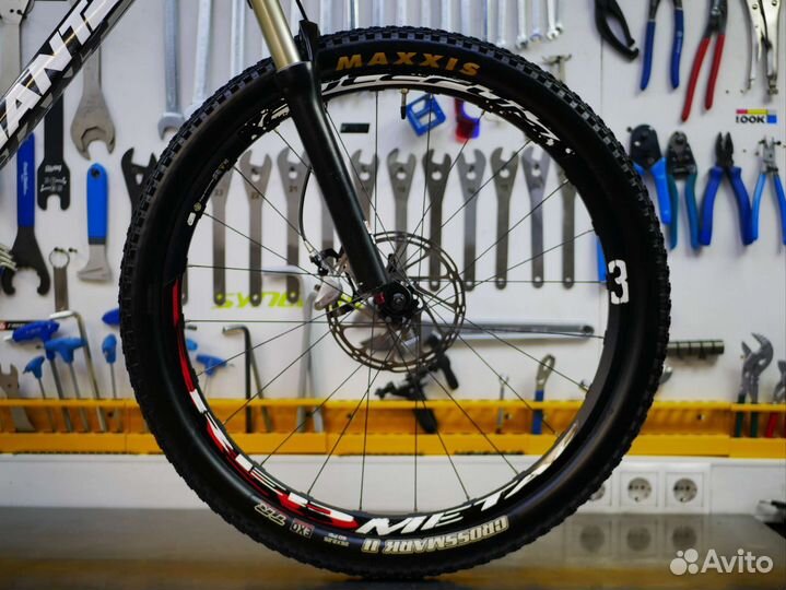 Велосипед Giant XTC (2012)