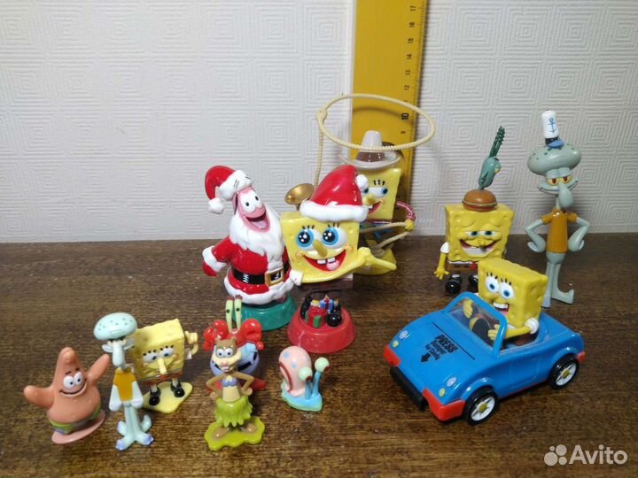 Фигурки из фильмов и мультфильмов