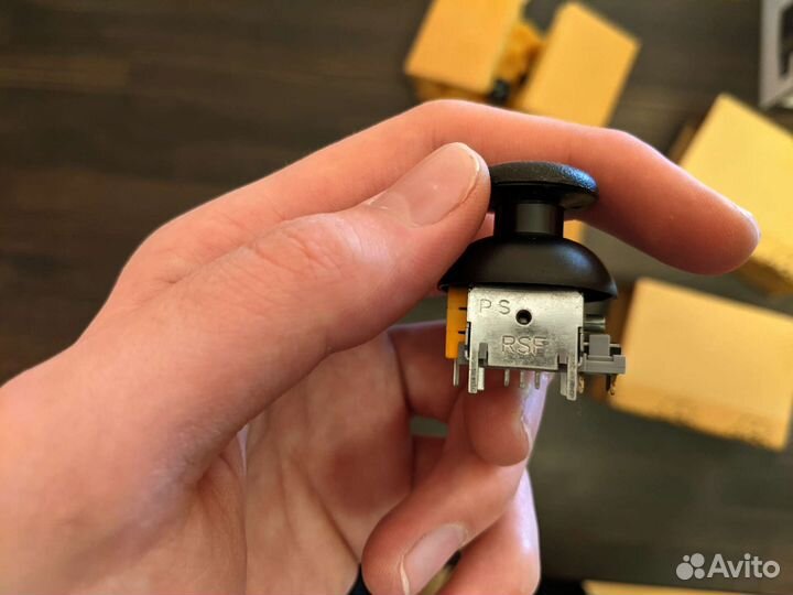 Резистивные джойстики из Германии