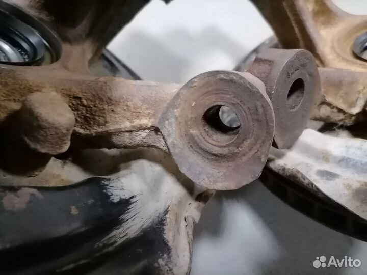 Кулак поворотн.перед.Toyota Corona ST190 1992-1996