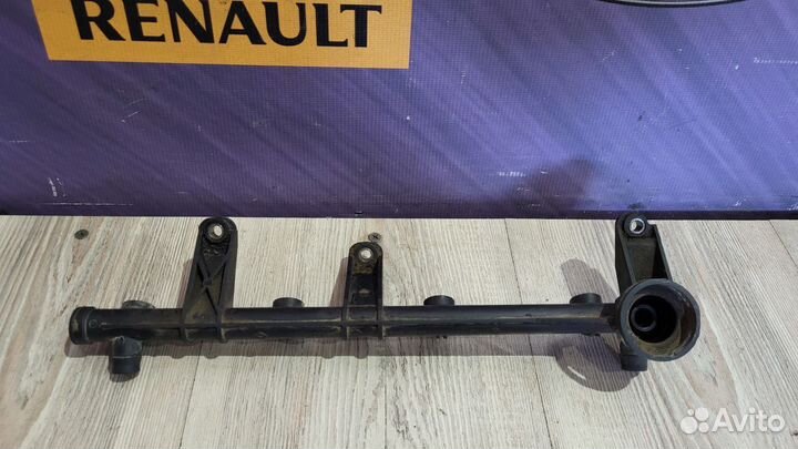 Рампа топливная Renault megane 1