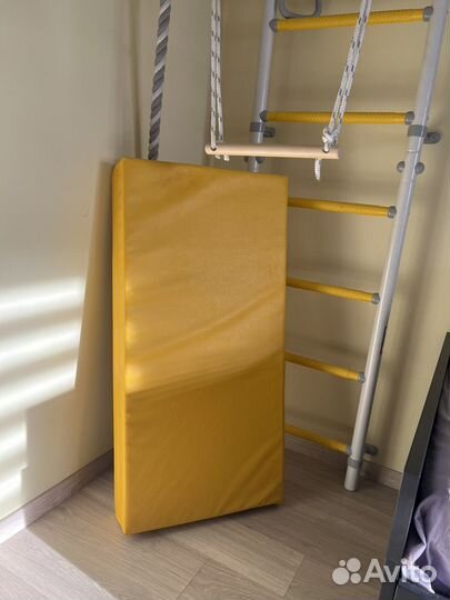 Спортивная шведская стенка