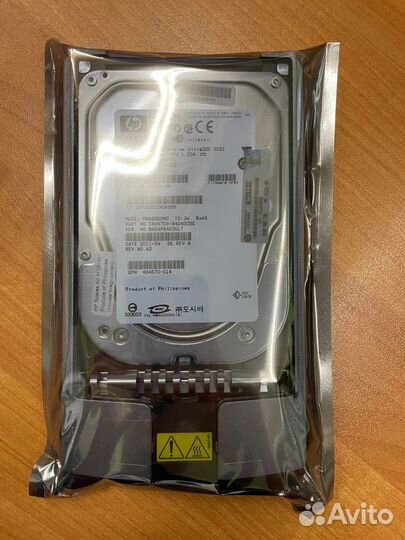 Жесткий диск HP 411261-001 300-GB U320 15K scsi