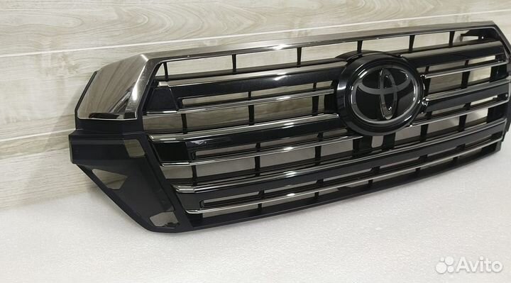 Решетка радиатора Land Cruiser 200 Excalibur Ориги
