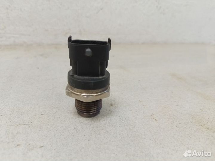 Датчик давления топлива 0281002903