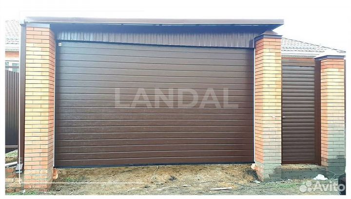 Секционные ворота