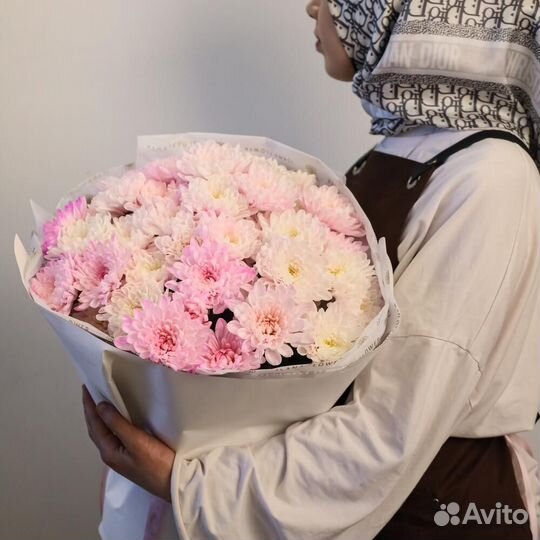 Розовый каскад L