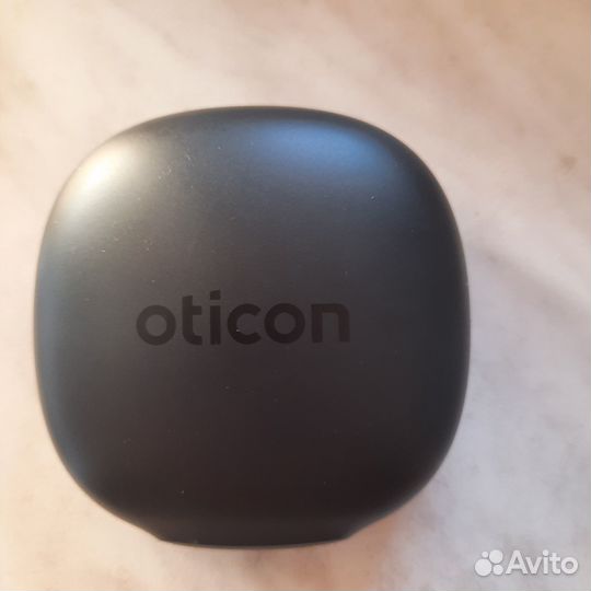 Слуховой аппарат oticon