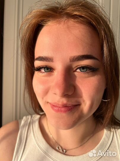 Наращивание ресниц в студии