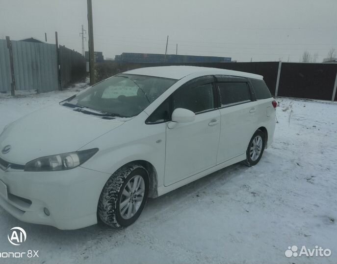 Toyota Wish 1.8 CVT, 2011, 103 000 км