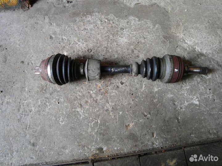 Привод шаран 1.9 TDI 1999 год левый