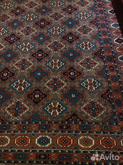 Ковер бу шерстяной