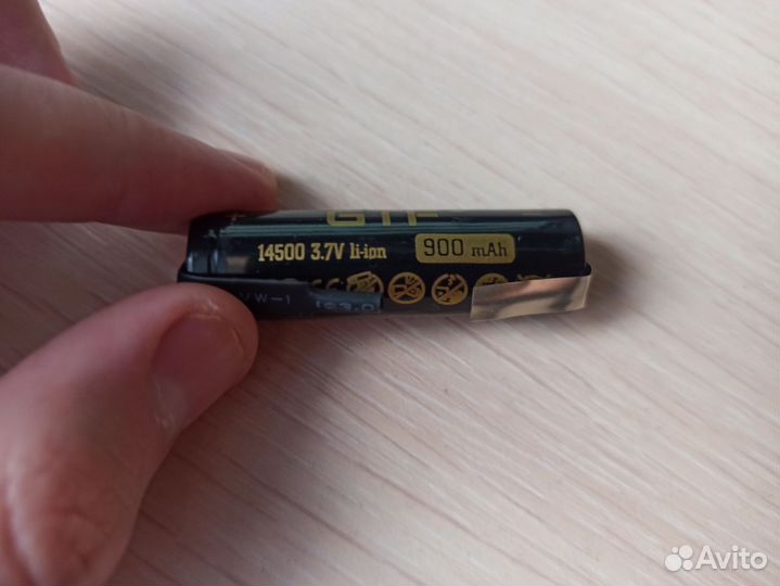 Аккумуляторы GTF li-ion 3.7v 900 mAh 14500 новые