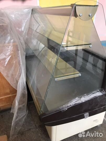 Для кухни.витрина холодильник для тортов. Торг