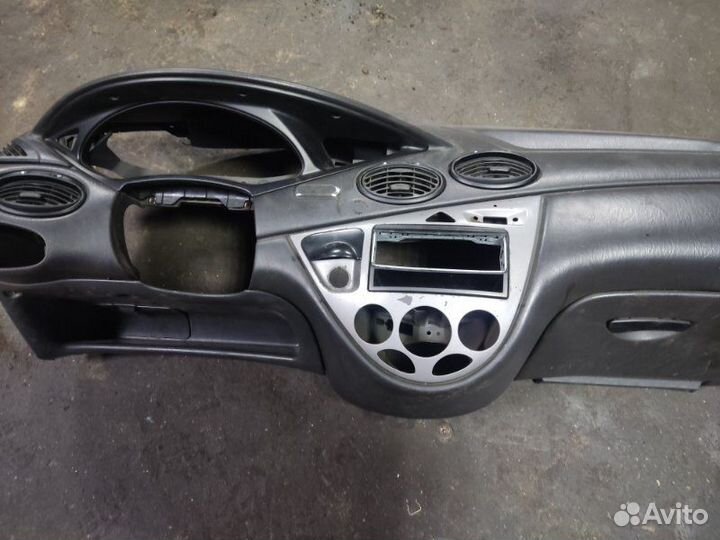 Торпеда Ford Focus 1 1.8 eydk 2005